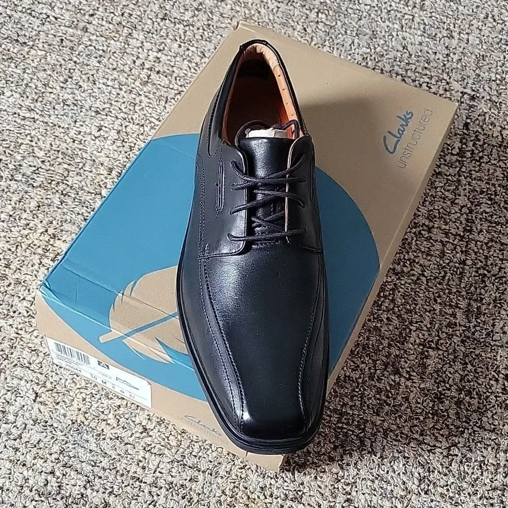 Clarks unstructured mens 10 M